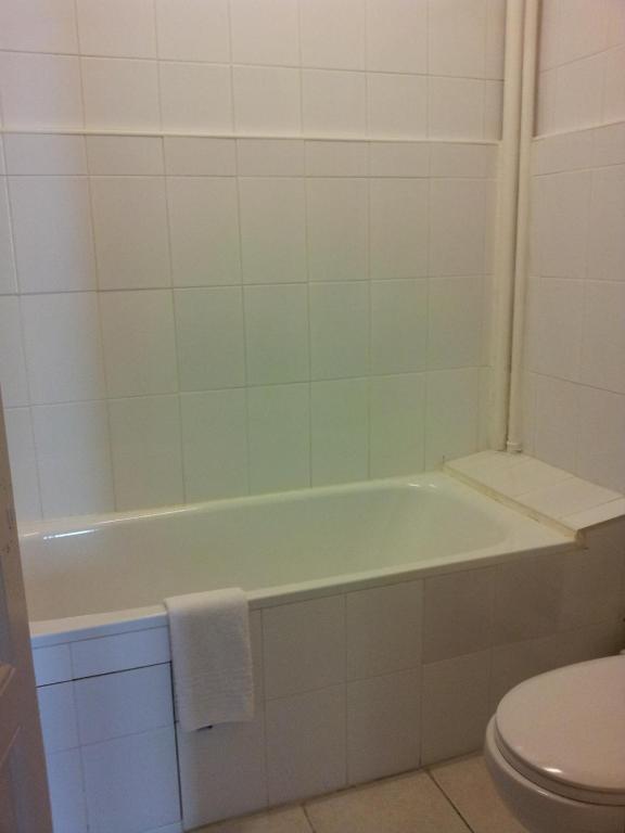 Hotel Azur Λυών Δωμάτιο φωτογραφία